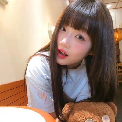 出水红莲
